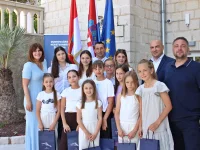 nagrade-cingrija-ucenici-190626-45
