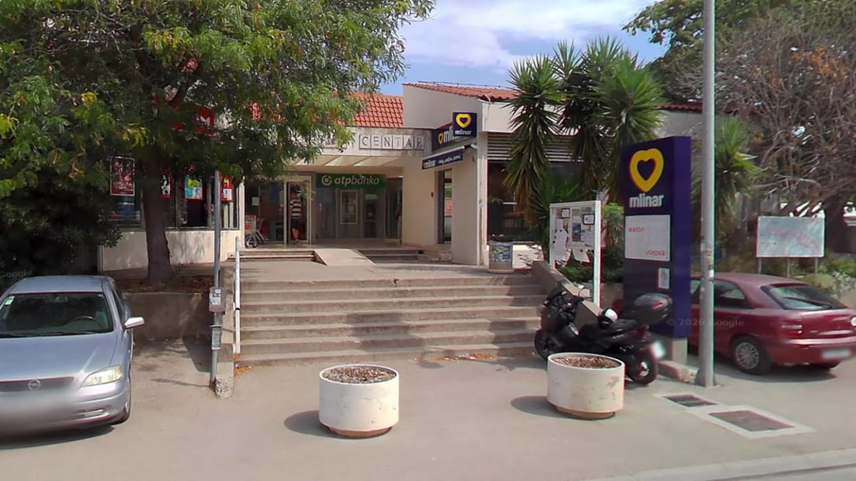 PELJEŠAC NEĆE OSTATI BEZ POSLOVNICE BANKE U OREBIĆU