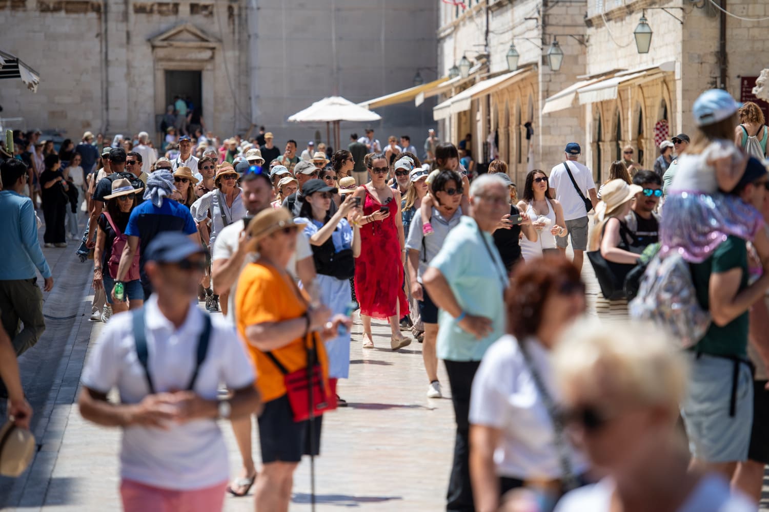 IZ GRADA DUBROVNIKA ISTAKNULI POHVALE TELEGRAPHA