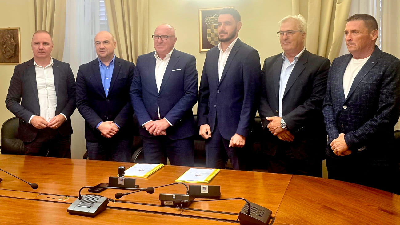 ZA 14 MJESECI TREBAO BI BITI IZGRAĐEN NOVI PRISTAN U BRIJESTI