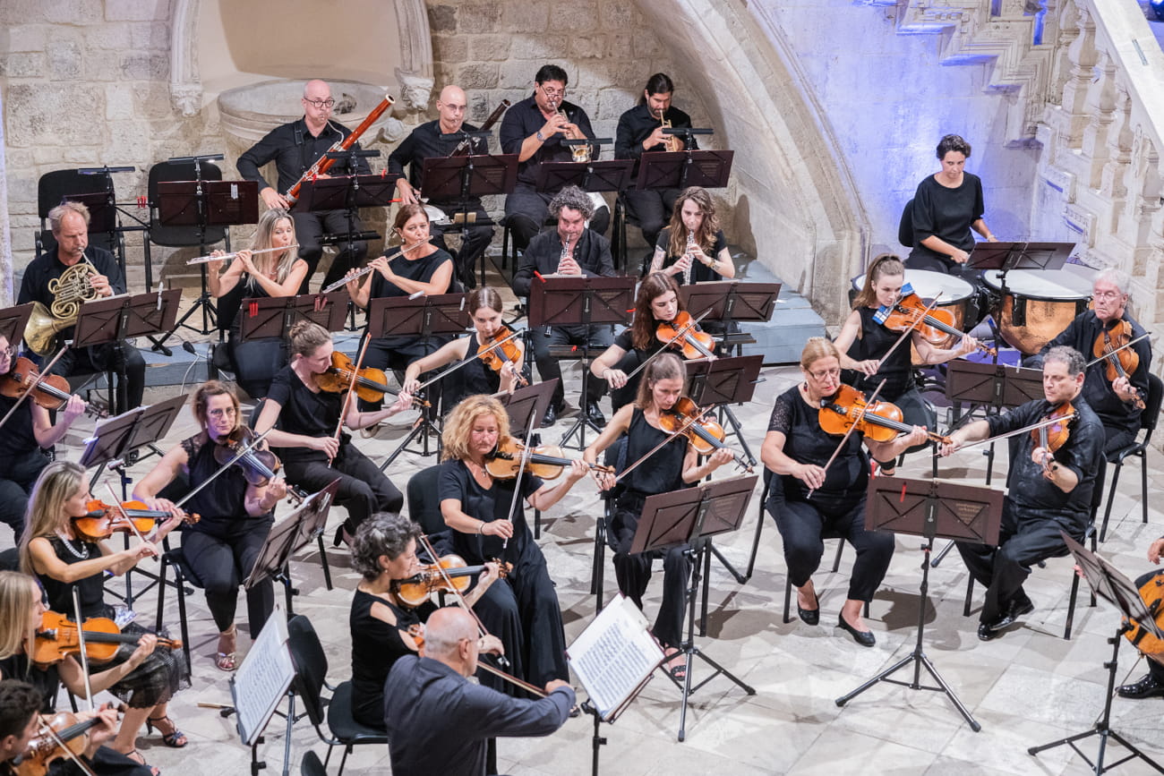 DRUGI KONCERT DUBROVAČKOG SIMFONIJSKOG ORKESTRA NA DLJI U UTORAK U KNEŽEVU DVORU