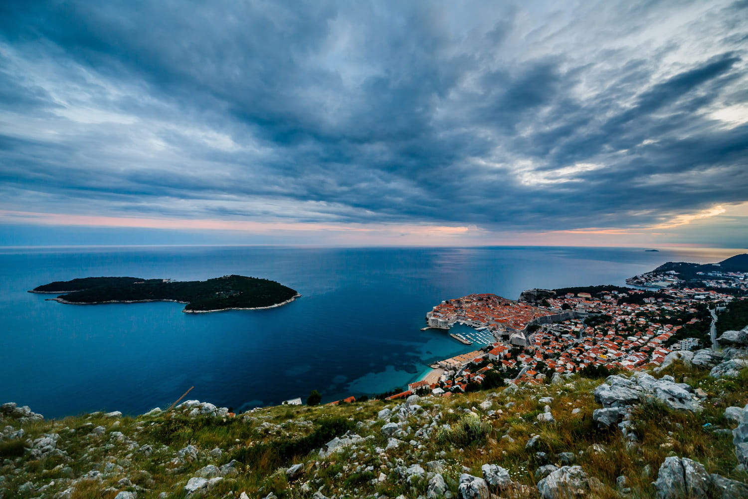 GRAD DUBROVNIK POZIVA NA SUDJELOVANJE U JAVNOM UVIDU I JAVNOJ RASPRAVI O PROSTORNIM PLANOVIMA