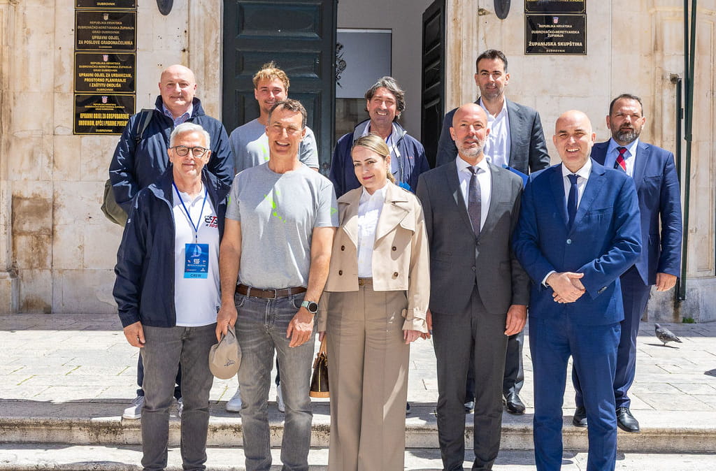 DUBROVNIK DOMAĆIN 400 JEDRILIČARA