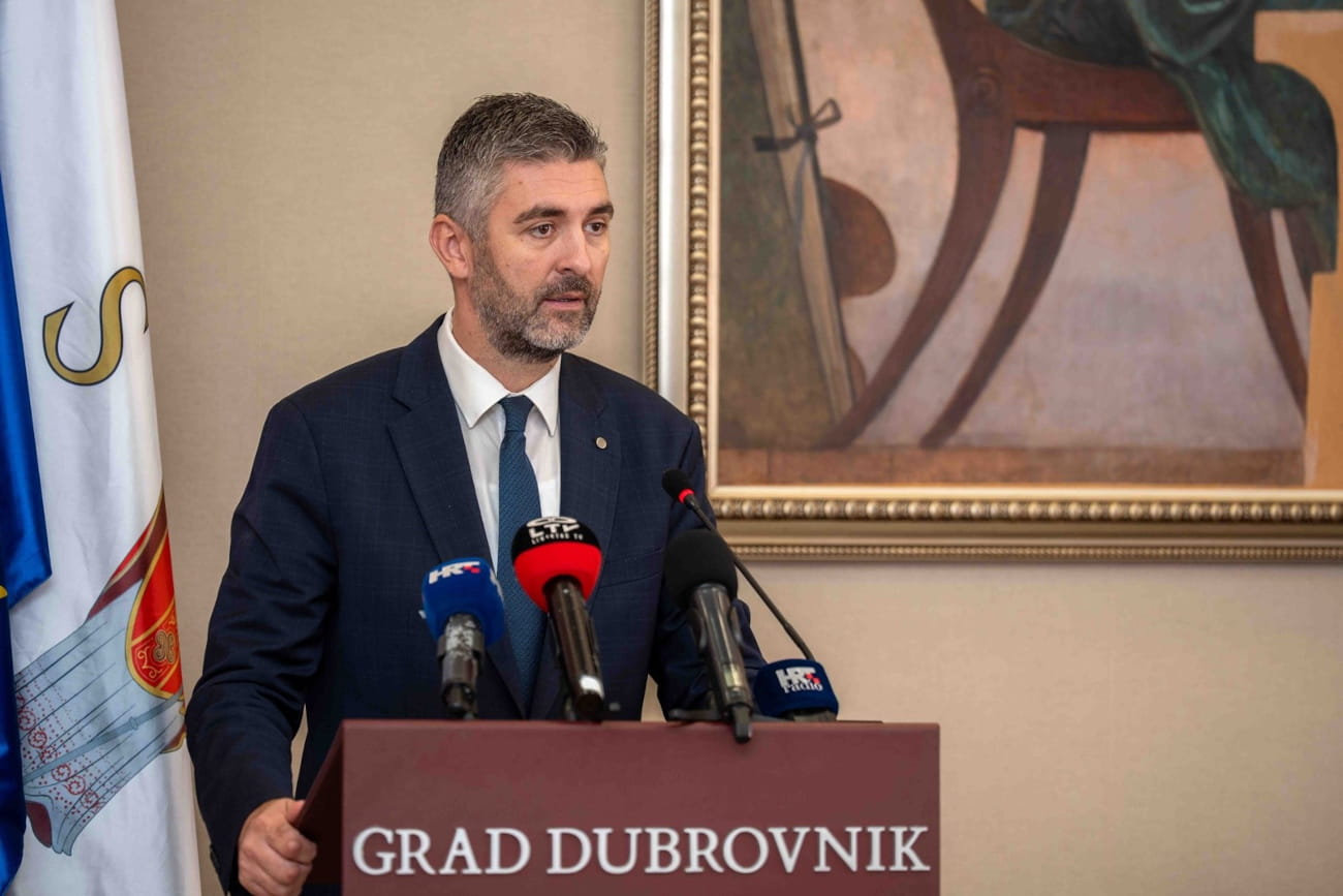 DEVET GODINA MANDATA MATA FRANKOVIĆA I 209 MILIJUNA EURA BESPOVRATNIH SREDSTAVA
