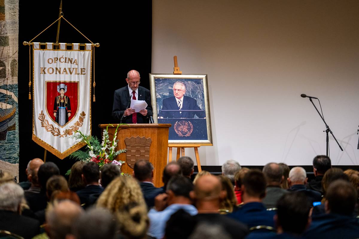 GOVOR NAČELNIKA BOŽA LASIĆA UZ DAN OPĆINE KONAVLE