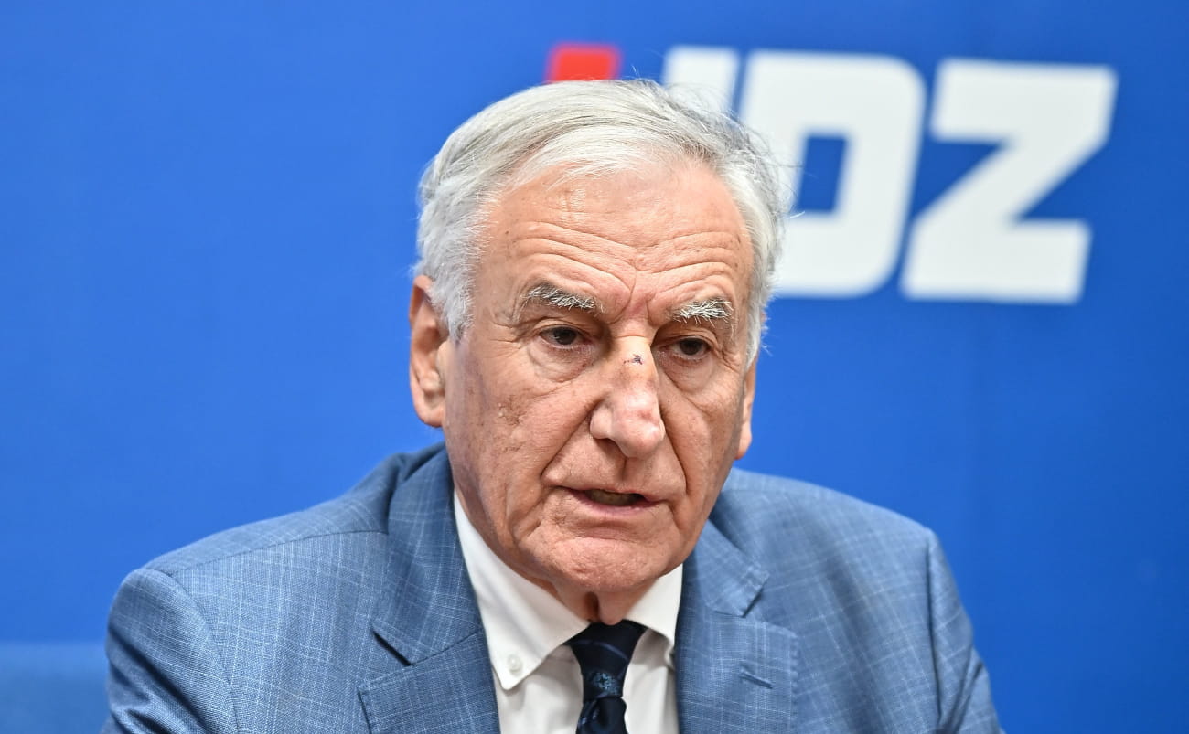 ŠTETA POTROŠENIH GODINA I MANDATA