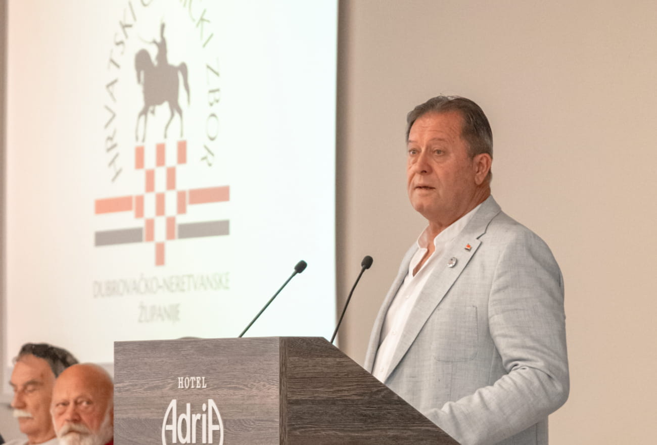 HRVATSKI ČASNIČKI ZBOR DNŽ: NIKADA NEĆEMO DOPUSTITI DA SE AGRESOR PRIKAZUJE ŽRTVOM