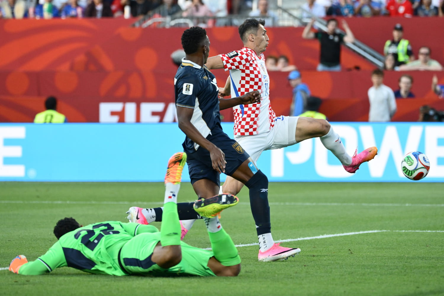 HRVATSKA POBIJEDILA PANAMU GOLOM BUDIMIRA