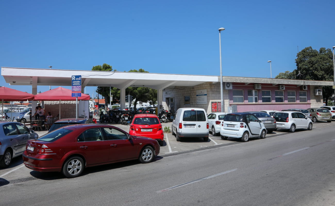 KRSTULOVIĆ TRAŽIO PARKING MJESTA REZERVIRANA ZA STANOVNIKE ELAFITA, NIJE DOBIO PODRŠKU