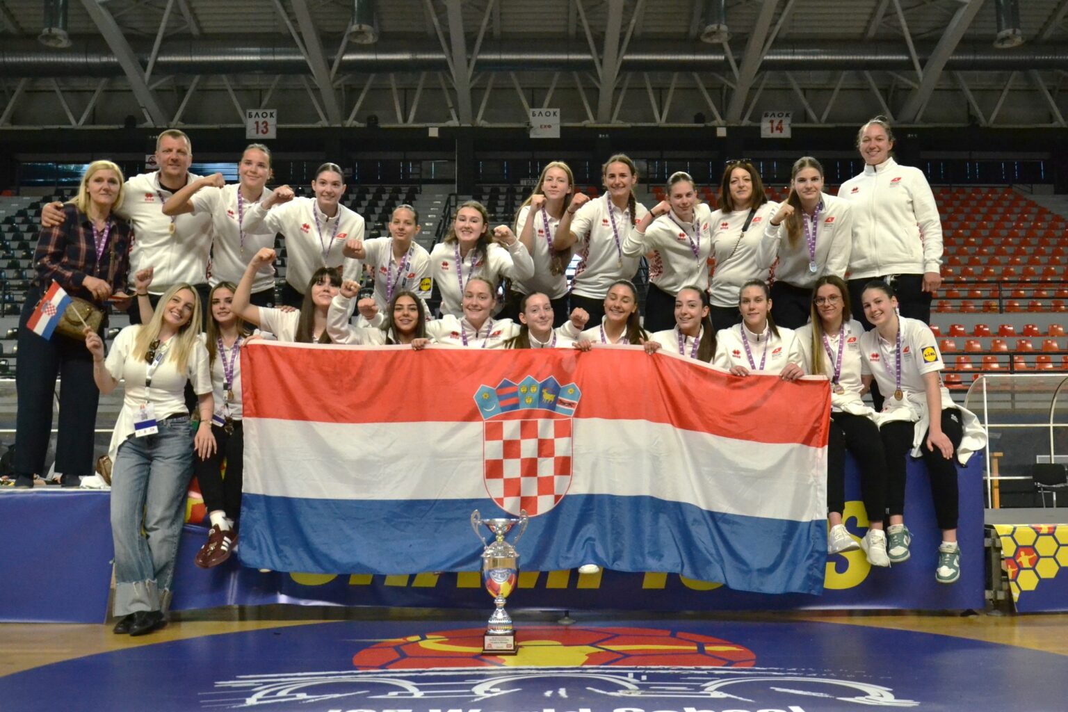 ŽUPAN PEZO ČESTITAO PLOČANSKIM RUKOMETAŠICAMA, PRVAKINJAMA SVIJETA