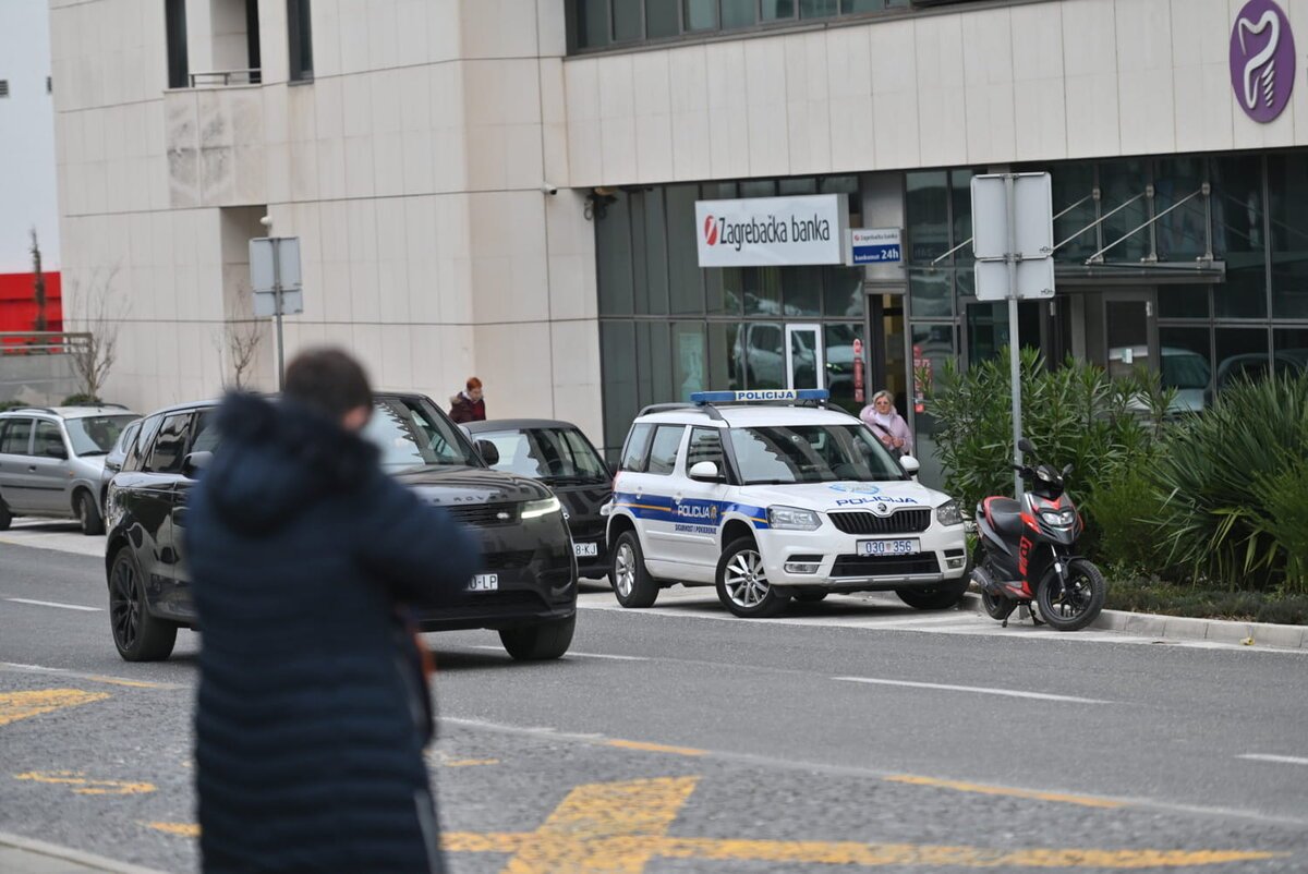 pretres ured knezevic 210126 1