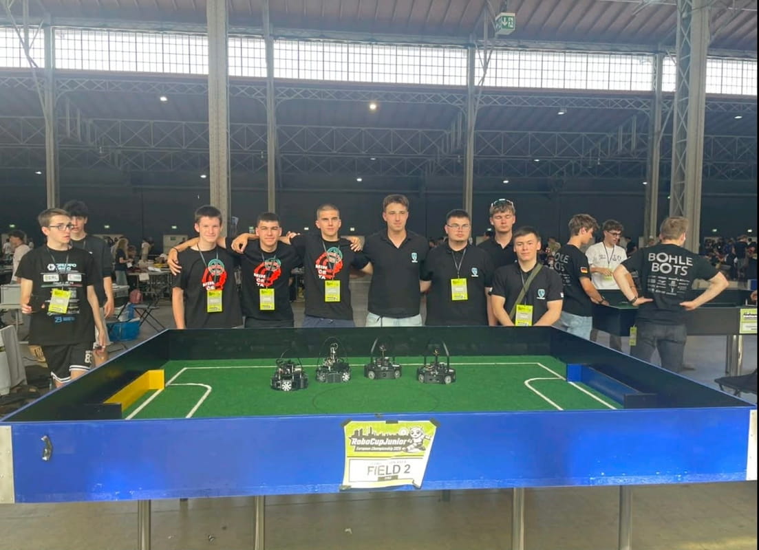 DUBROVAČKI ROBOTIČARI MEĐU DESET NAJBOLJIH U KATEGORIJI SOCCER INFRARED NA ROBOCUPJUNIOR EUROPEAN CHAMPIONSHIPU