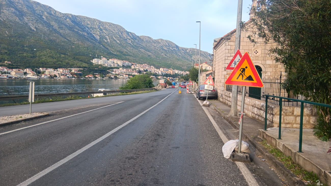 OD SUSTJEPANA DO MOSTA U SEZONI ĆE SE RADITI VODOOPSKRBNA OKNA,  A JOŠ NIJE GOTOVO NI U SAMOM SUSTJEPANU
