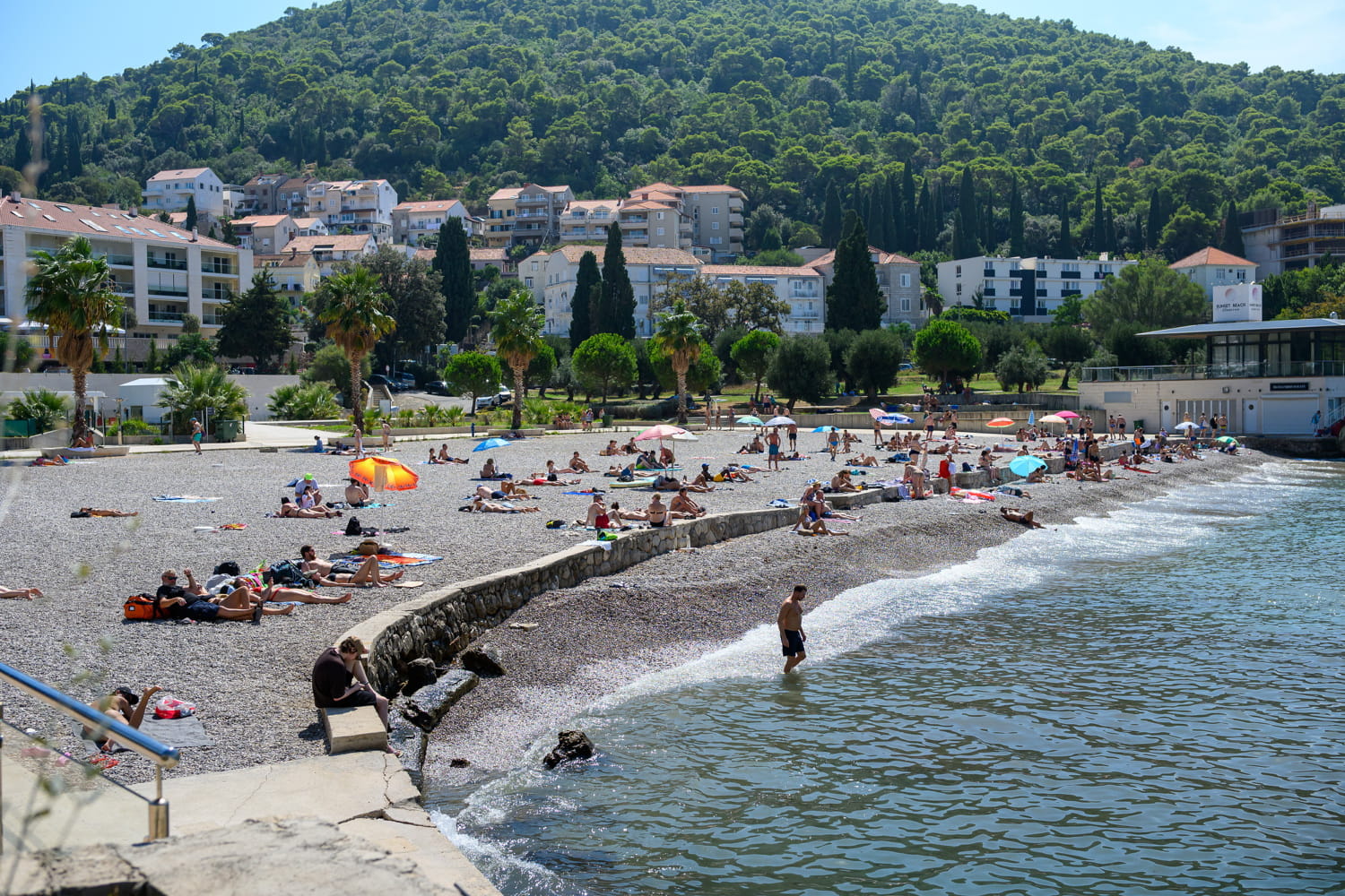 ŽUPANIJA NEMOĆNA, UVALA ČEKA GODOTA