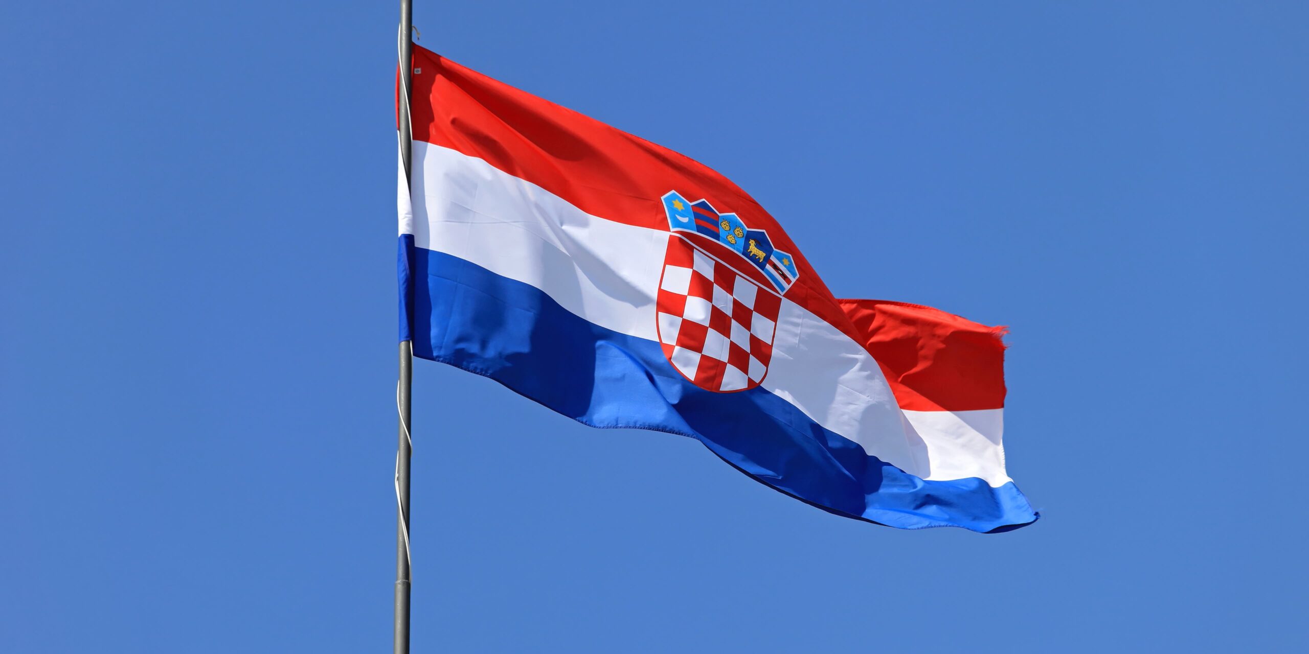 ŽUPAN BLAŽ PEZO: S POSEBNOM ZAHVALNOŠĆU PRISJEĆAMO SE HRVATSKIH BRANITELJA