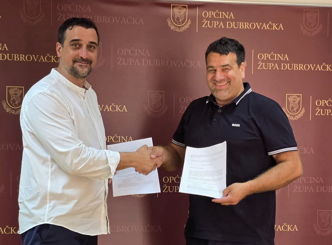 POTPISAN UGOVOR ZA UREĐENJE ŠETNICE I KUPALIŠTA BETERINA