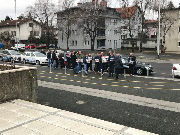 TaksistipredMinistarstvom