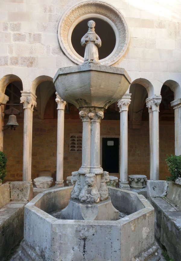 fontana danasnj izgled