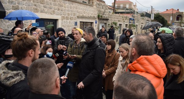 frapaprosvjed press frankovic 140222
