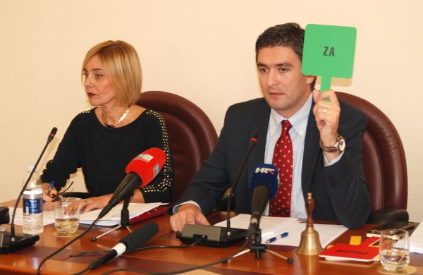 medovic frankovic taksi