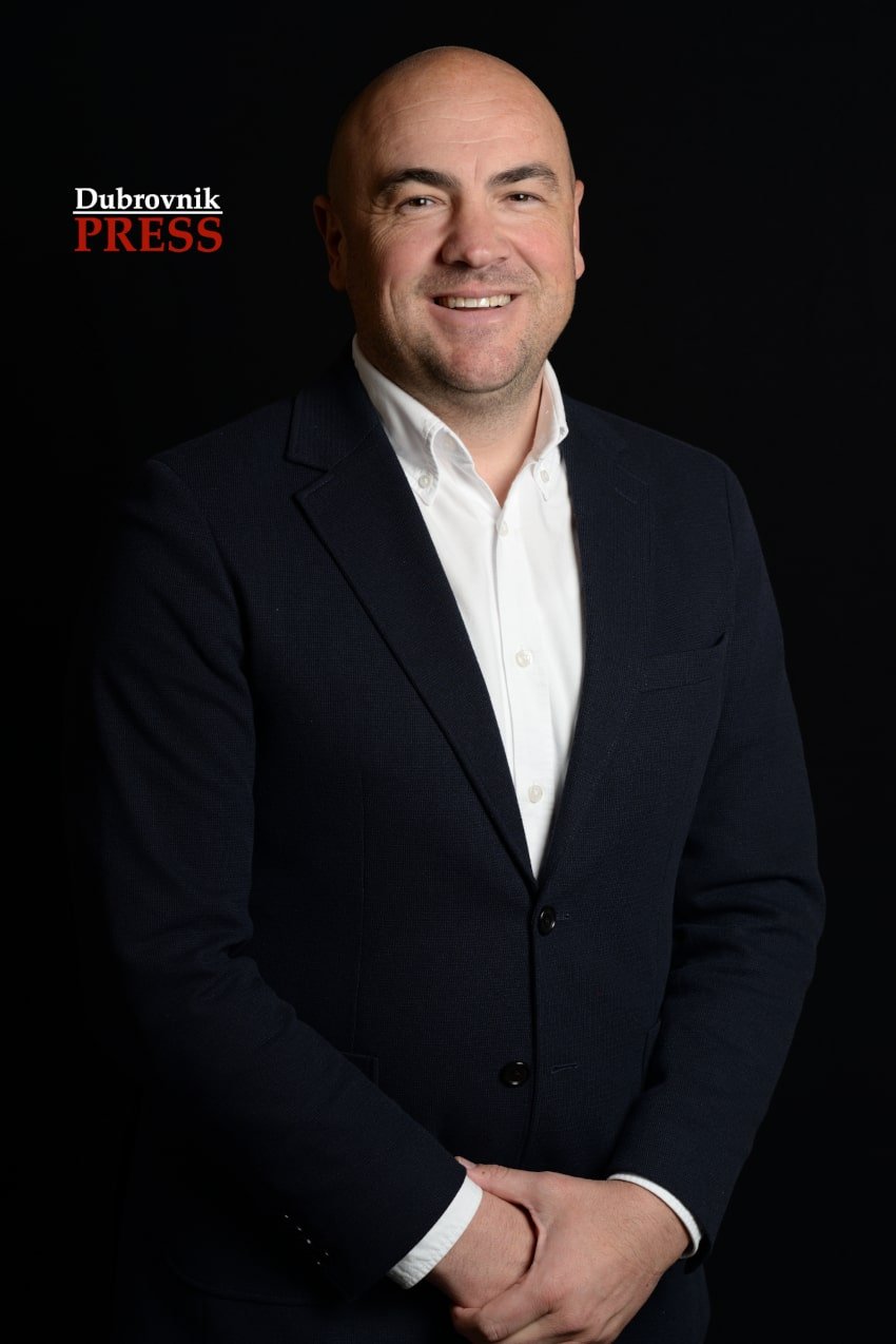 pezo intervju press tekst 2 220325 min