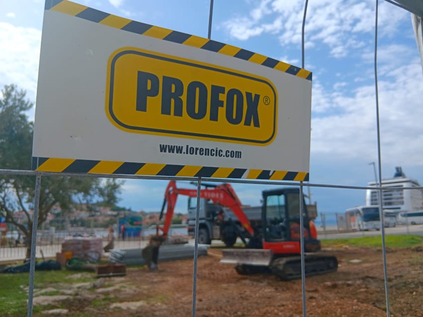 radovi spomenik gruz 020925