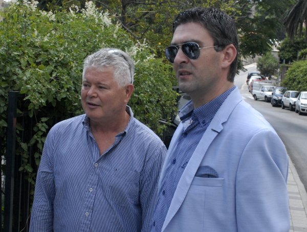 zicara1303andro mato