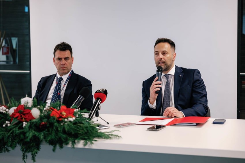 zracna luka 041225 2 min