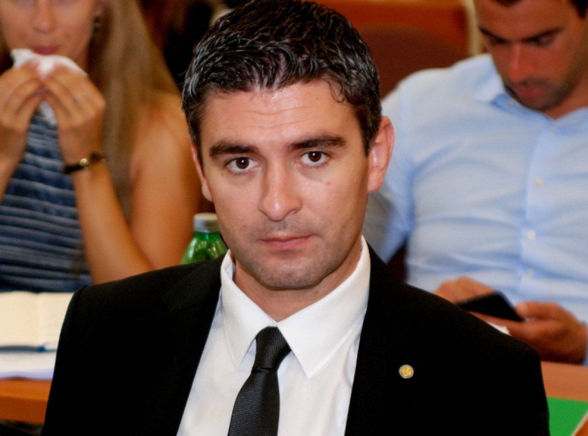 Franković odgovorio Šprlji i Kralju: Zbog čega bi Grad razgovarao i pregovarao o nečemu što je neupitno njegovo pravo?