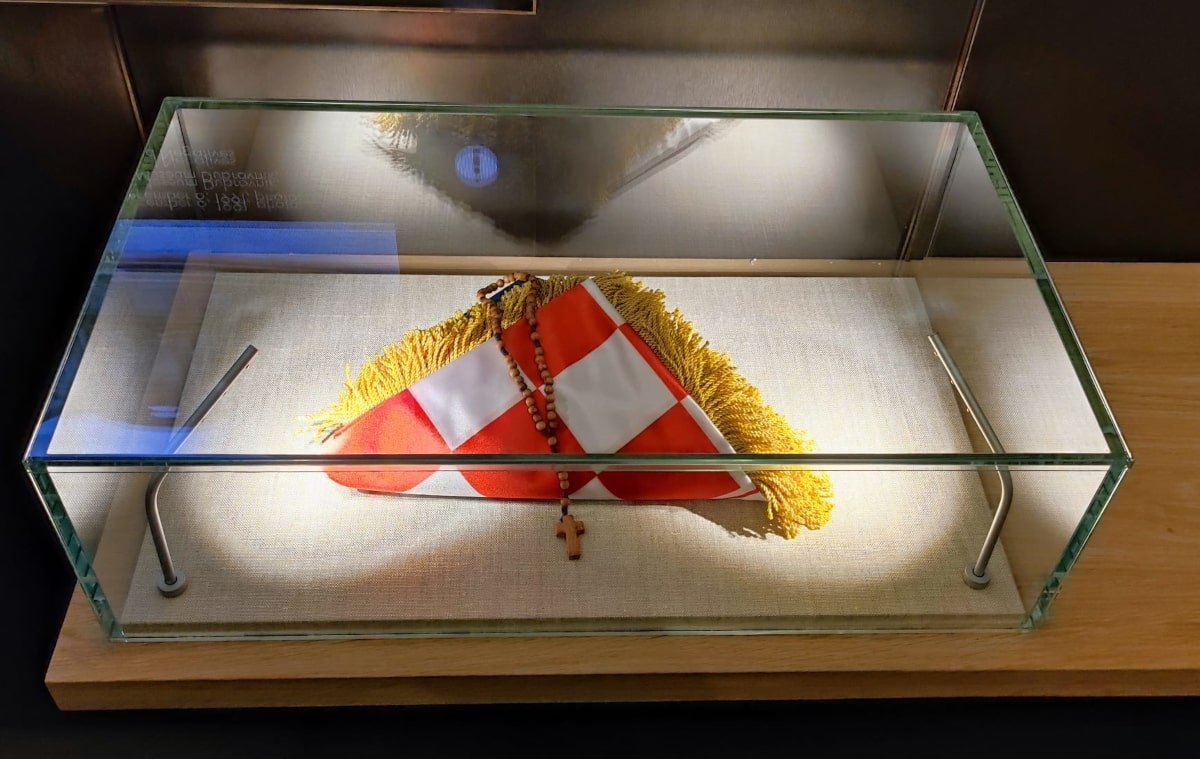 AMERIKANCA SVLADALE EMOCIJE U SPOMEN SOBI POGINULIM DUBROVAČKIM BRANITELJIMA