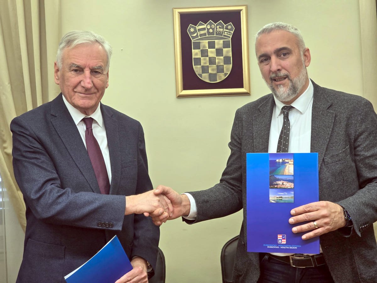 ŽUPANIJA PREPUSTILA OPĆINI DUBROVAČKO PRIMORJE ZEMLJIŠTE ZA IZGRADNJU CESTE DO SESTRICA