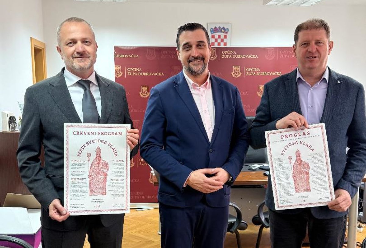 FESTANJULI URUČILI PROGLAS ŽUPSKOM NAČELNIKU