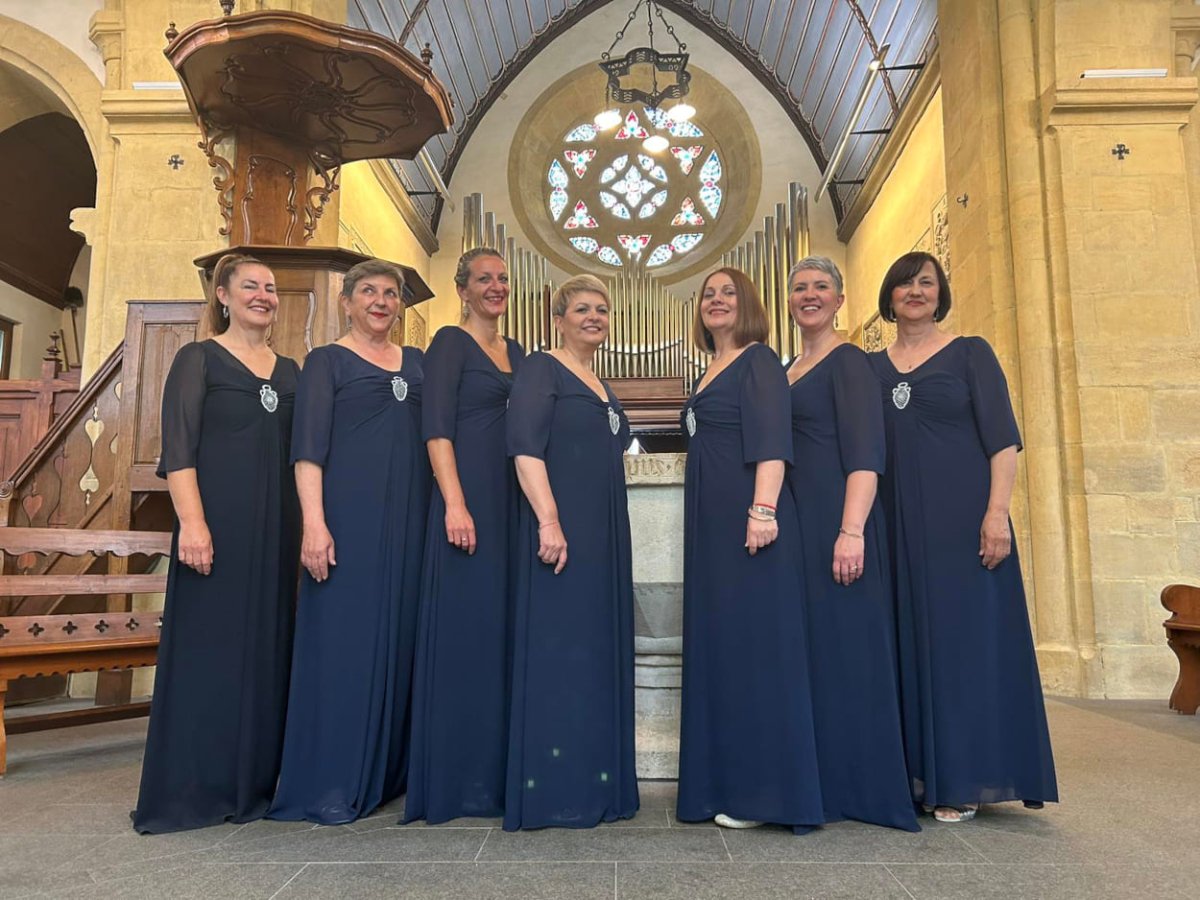 KLAPA  AMFORA U ŠVICARSKOJ POKRENULA EMOCIJE, TRAŽIO SE JOŠ JEDAN KONCERT