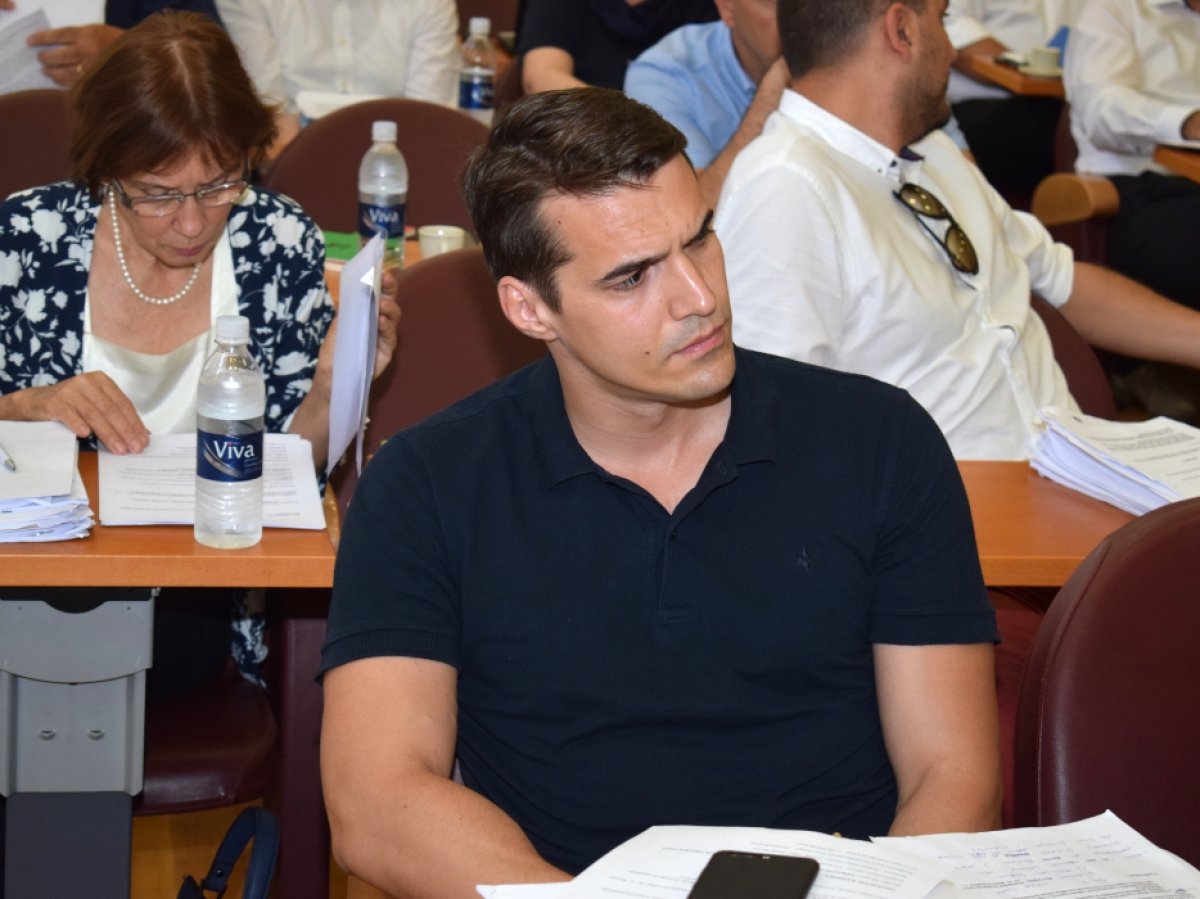 Barač: Franković javnim novcem želi graditi cestu do privatnih vila na Babinom kuku