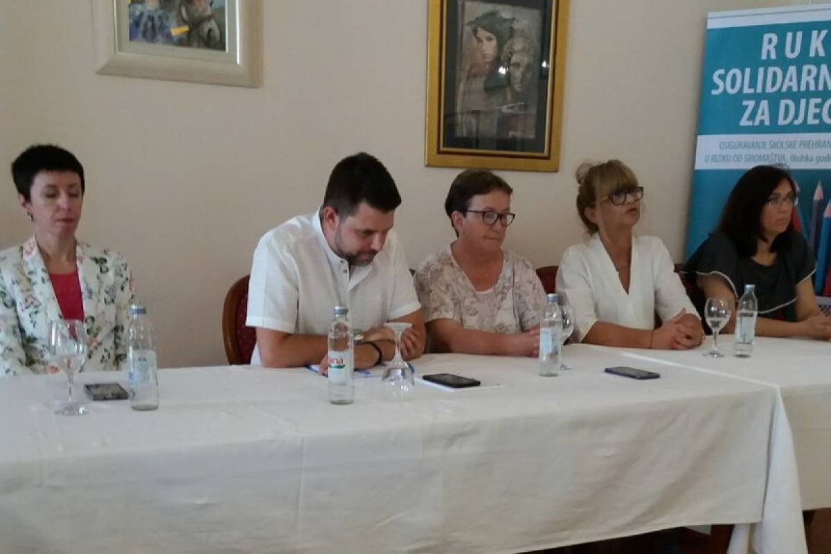 Projekt ”Ruka solidarnosti za djecu” predstavljen u Metkoviću