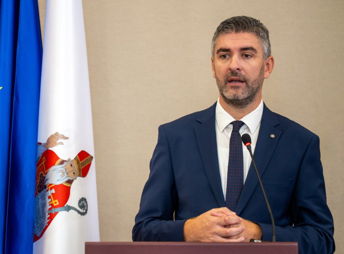 FRANKOVIĆ: IMAMO GARANCIJE DA SE ZA DVA KAMENOLOMA U BIH NEĆE IZDAVATI KONCESIJE, ZA AKTIVNI SMO ZATRAŽILI MIKROZONIRANJE