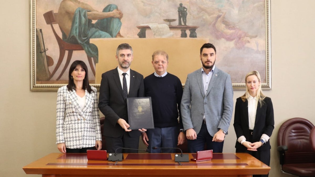 POTPISAN UGOVOR ZA UREĐENJE PARKA GRADAC