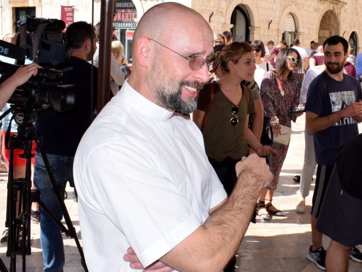 Don Jerko Ban (DUSAB): Dnevni boravak za oboljele od demencije ne smije se pretvoriti u ideološko pitanje