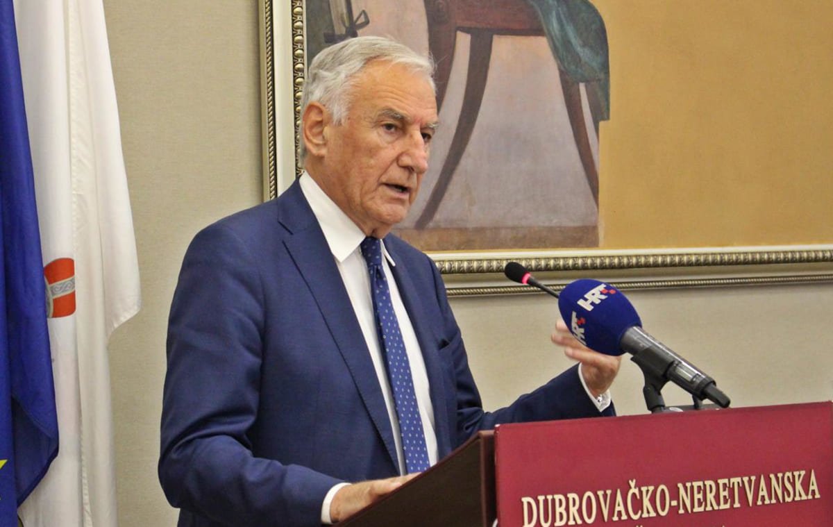 ŽUPAN DOBROSLAVIĆ: CILJ UVOĐENJA POREZA NA NEKRETNINE JE DOBAR