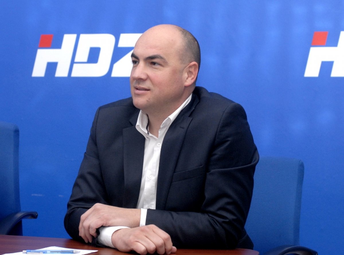 Tako to radi HDZ: Pezo ne ispunjava uvjete, ali je imenovan ravnateljem Lučke uprave Dubrovnik