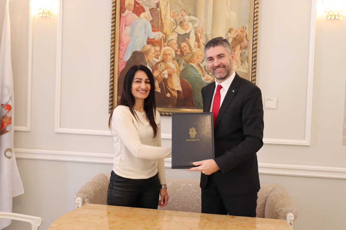 „MJERA 30 x 30”; GRADONAČELNIK FRANKOVIĆ URUČIO JOŠ JEDAN UGOVOR