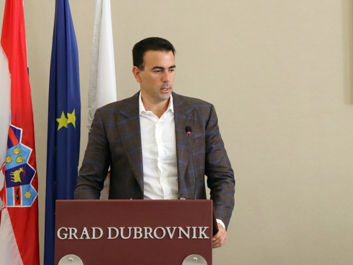ŽELJKU RAGUŽU NIJE NAJBOLJE „LEGAO” LETAK O SPOLNOM RAZVOJU DJECE VRTIĆKE DOBI