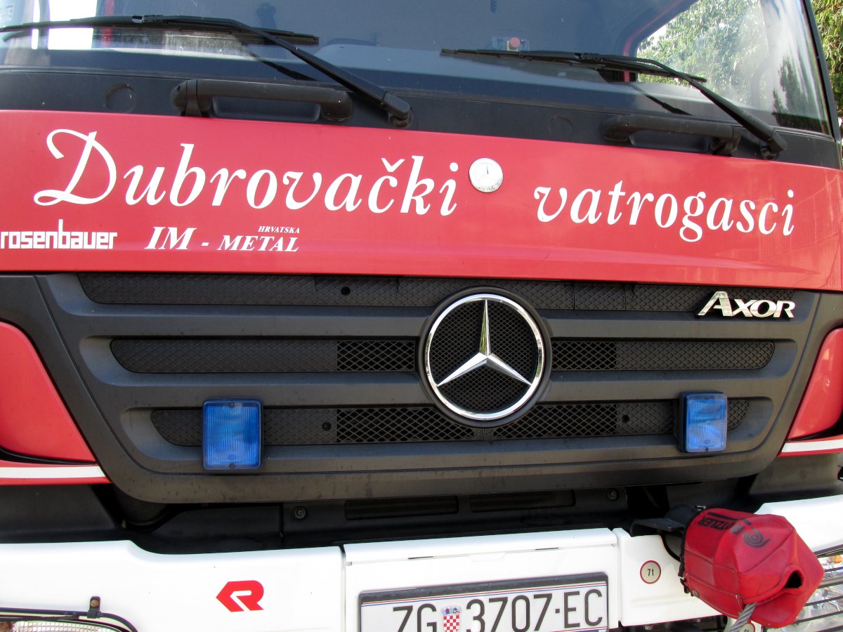 Građani brzom intervencijom spriječili širenje požara na Nuncijati