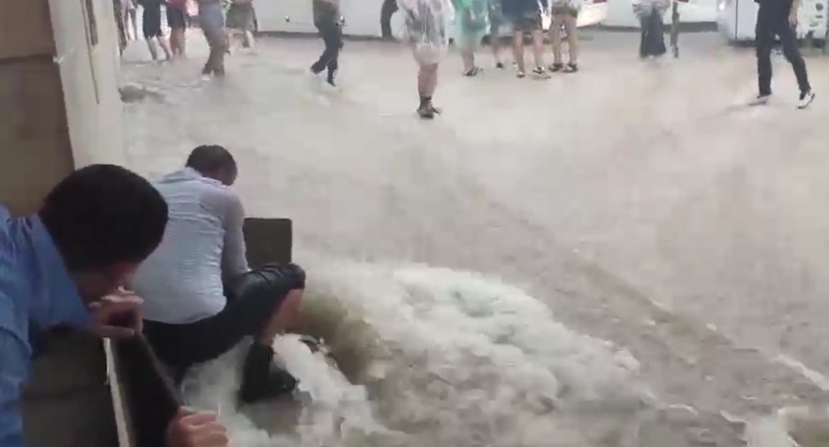 14-GODIŠNJAK NA PILAMA UPAO U OTVORENI ŠAHT PUN VODE