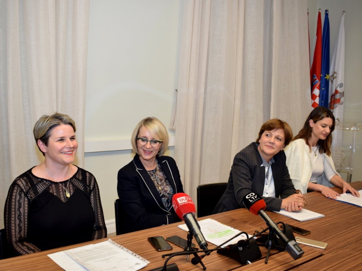 Bespovratna sredstva za žene poduzetnice do deset tisuća kuna