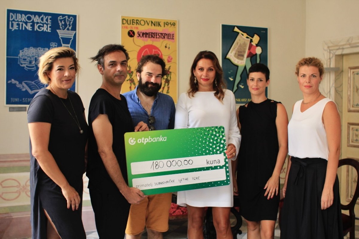 Dugogodišnji partner Igara OTP banka donirala 180.000 kuna za premijeru Držićeve „Grižule“