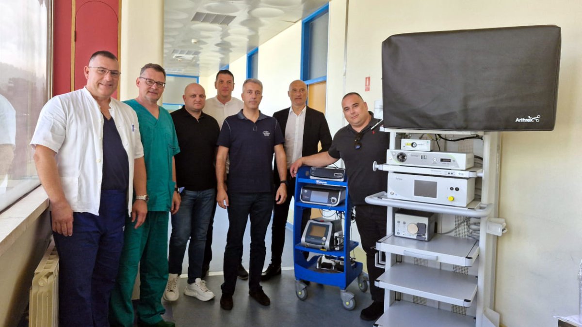 UDRUGA TATA JE TATA PREDALA VRIJEDNU DONACIJU BOLNICI, DUBROVČANI SU U 20-TAK DANA PRIKUPILI 120 TISUĆA EURA