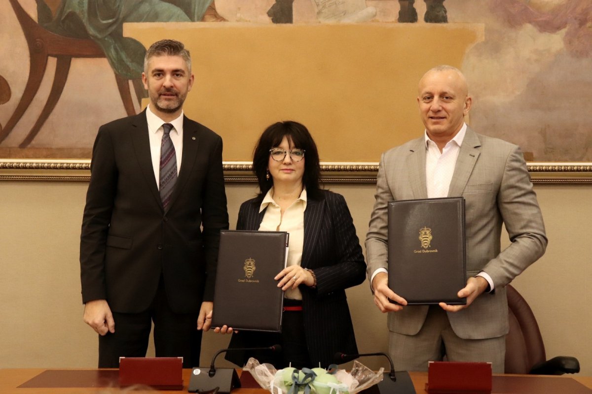 BIVŠI HOTEL STADION PRETVORIT ĆE SE U CENTAR ZA PRUŽANJE USLUGA U ZAJEDNICI