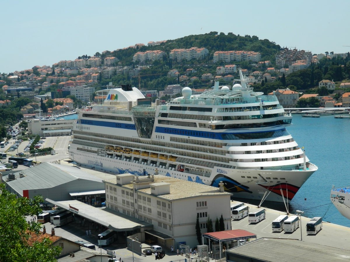 ISTRAŽIT ĆE SE ODRŽIVOST I KORIST KRUZING TURIZMA U DUBROVNIKU