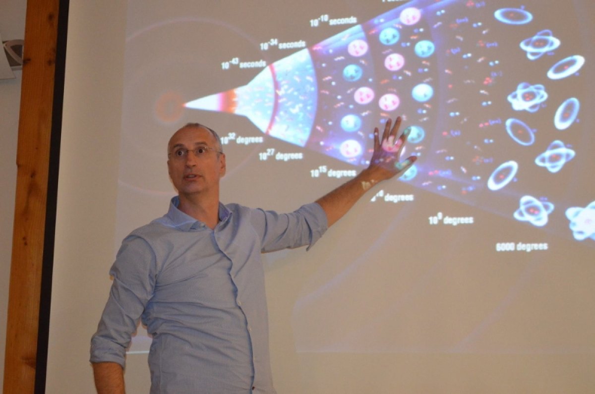Predavanje fizičara prof.dr. Ivice Puljka u Dubrovniku